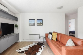 Bright, Stylist apartment in Richmond Terrace